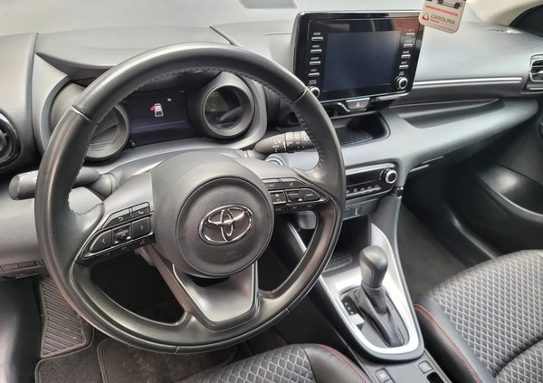 Toyota Yaris cena 79900 przebieg: 23000, rok produkcji 2021 z Piaseczno małe 596